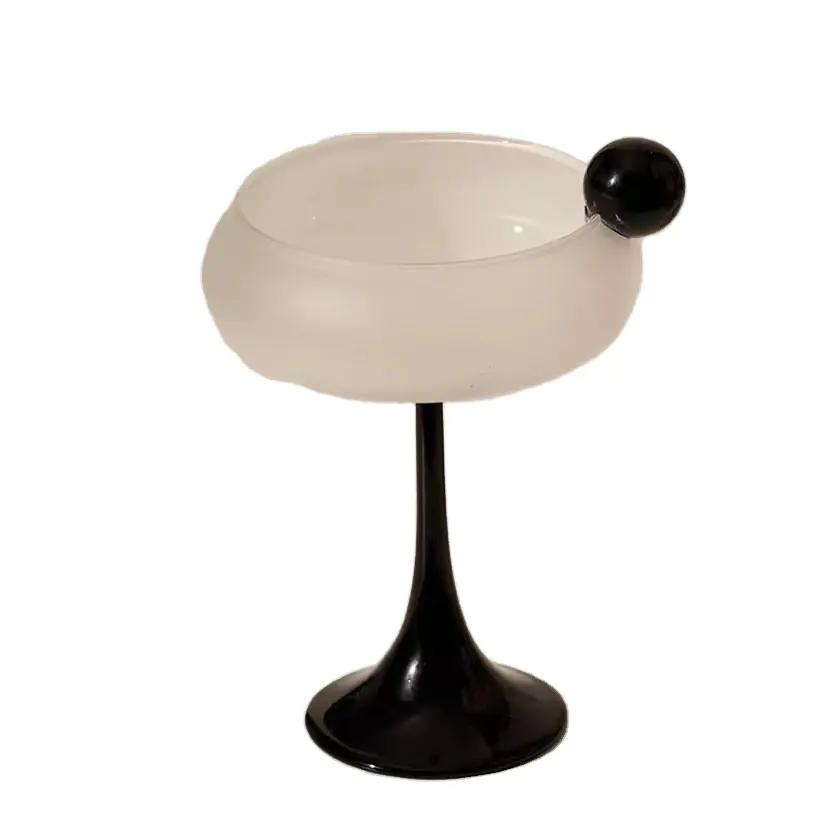 Оптова індивідуальна домашня скляна посуд Мохіто Декоративна Велика унікальна склянка для коктейлю Мартіні (3)